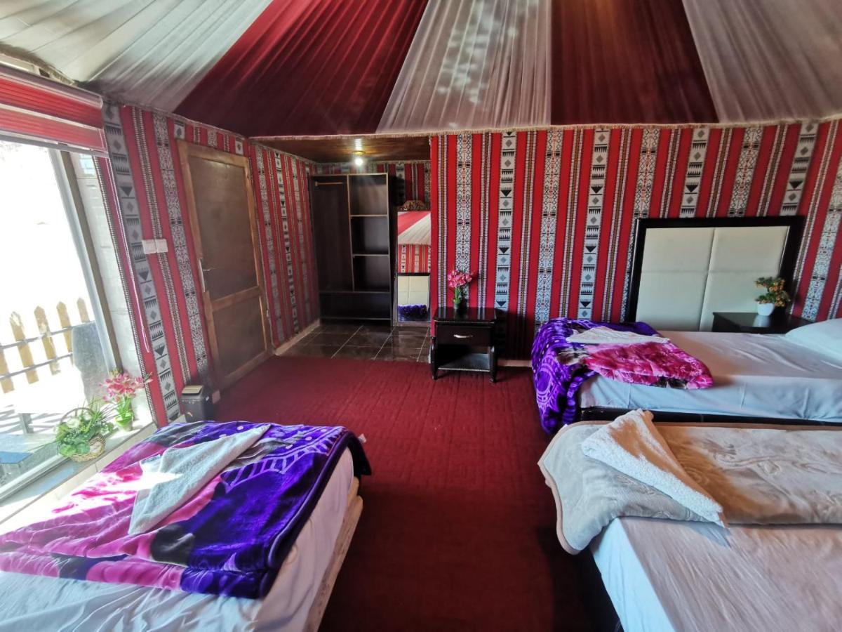 Wadi Rum Oscar Camp מראה חיצוני תמונה