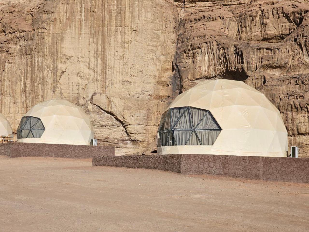 Wadi Rum Oscar Camp מראה חיצוני תמונה