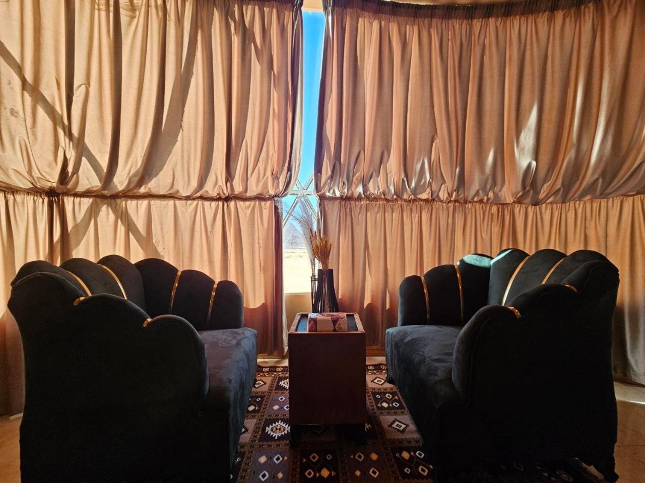 Wadi Rum Oscar Camp מראה חיצוני תמונה