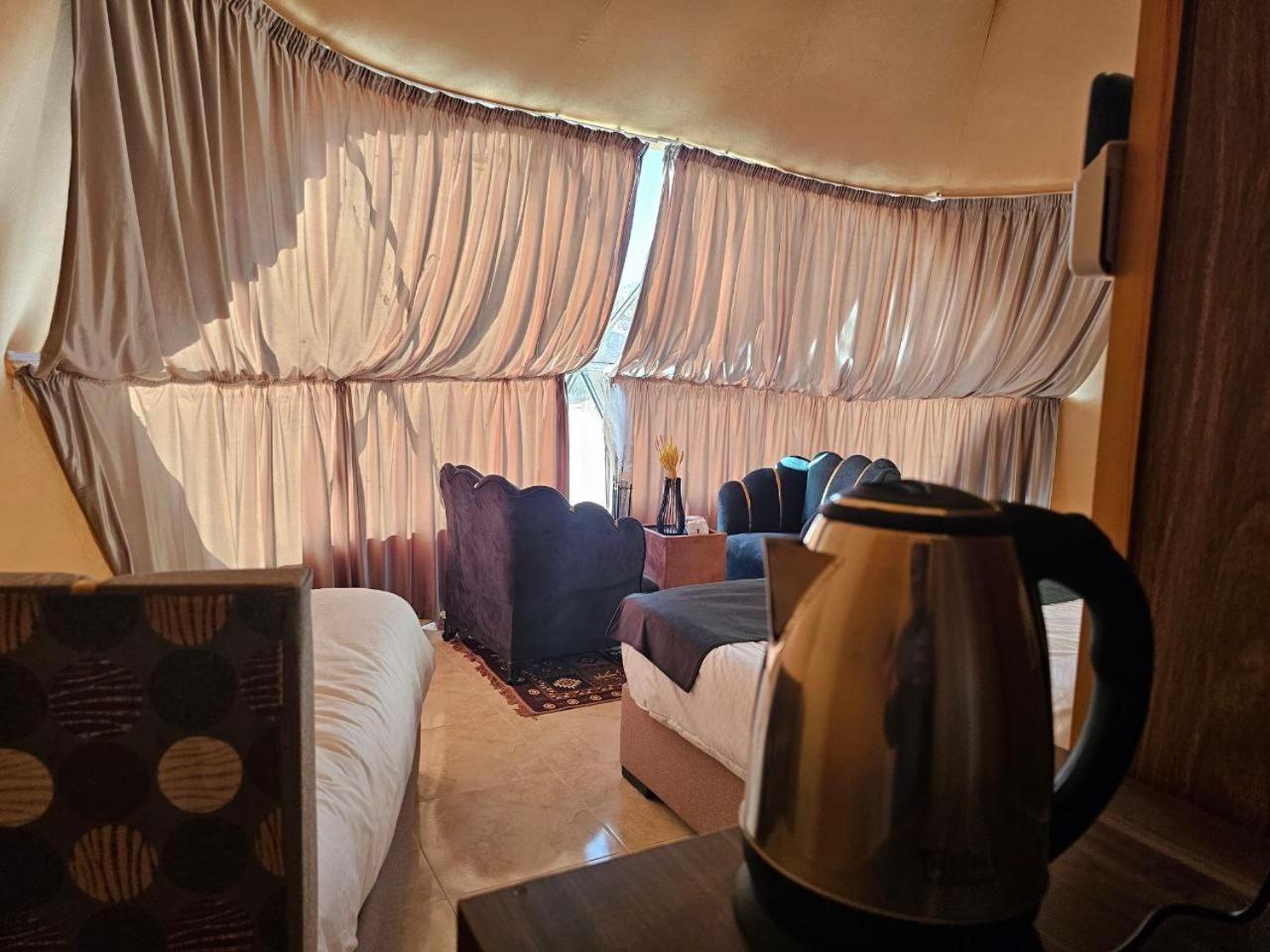 Wadi Rum Oscar Camp מראה חיצוני תמונה
