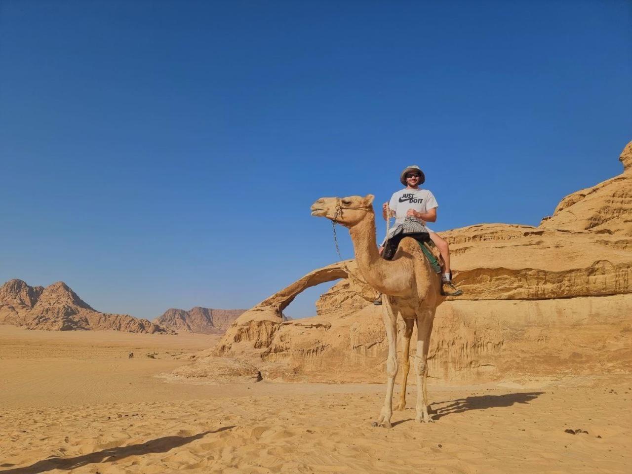 Wadi Rum Oscar Camp מראה חיצוני תמונה